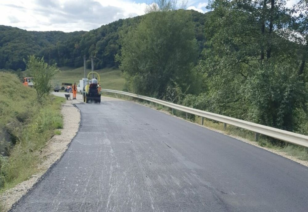 Dâmboviţa. Lucrări de reparații pe mai multe drumuri, în ultima săptămână din septembrie