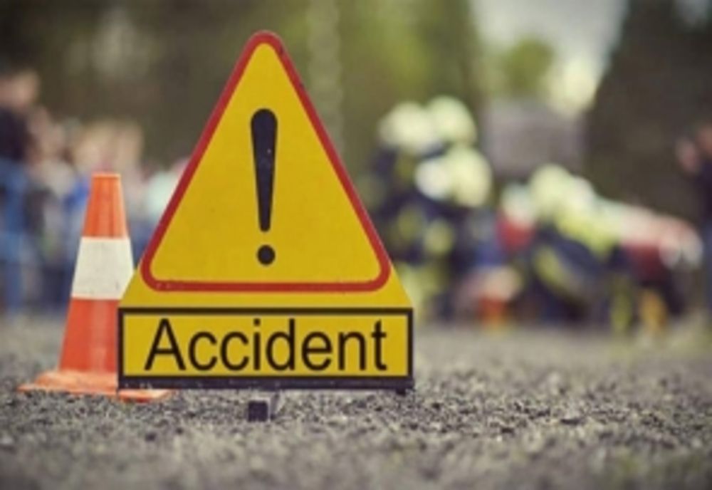 Accident rutier pe DN 71 Răcari – Târgoviște, la Conţeşti. Patru persoane au primit îngrijiri medicale