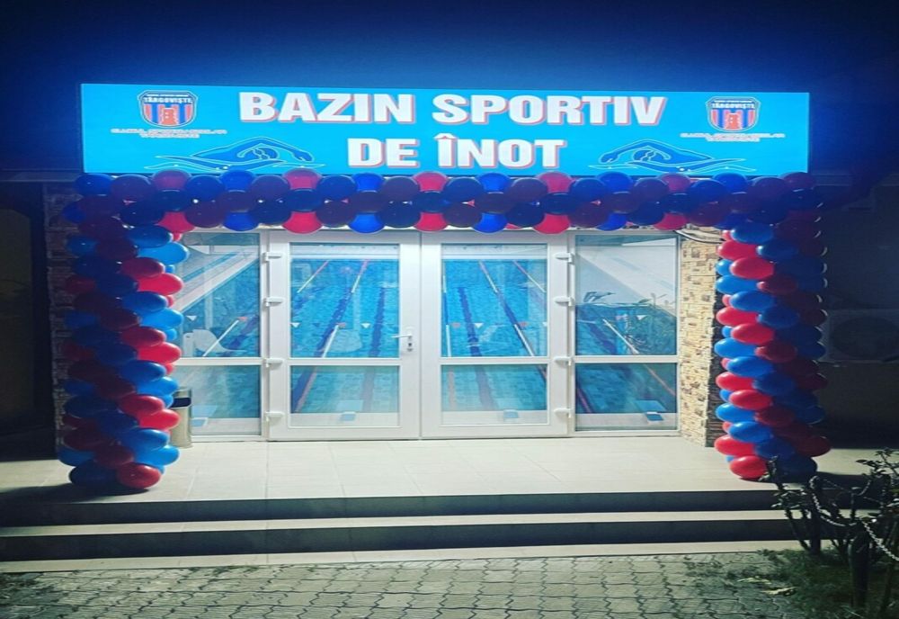 Dâmboviţa. Astăzi, de la ora 09.00, se redeschide bazinul de înot din Microraionul III din Târgoviște
