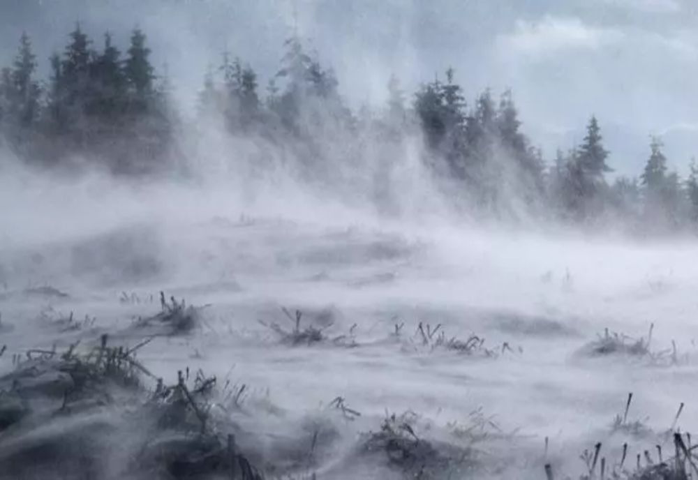 Cod roșu de viscol în zona montană a judeţului Dâmbovița