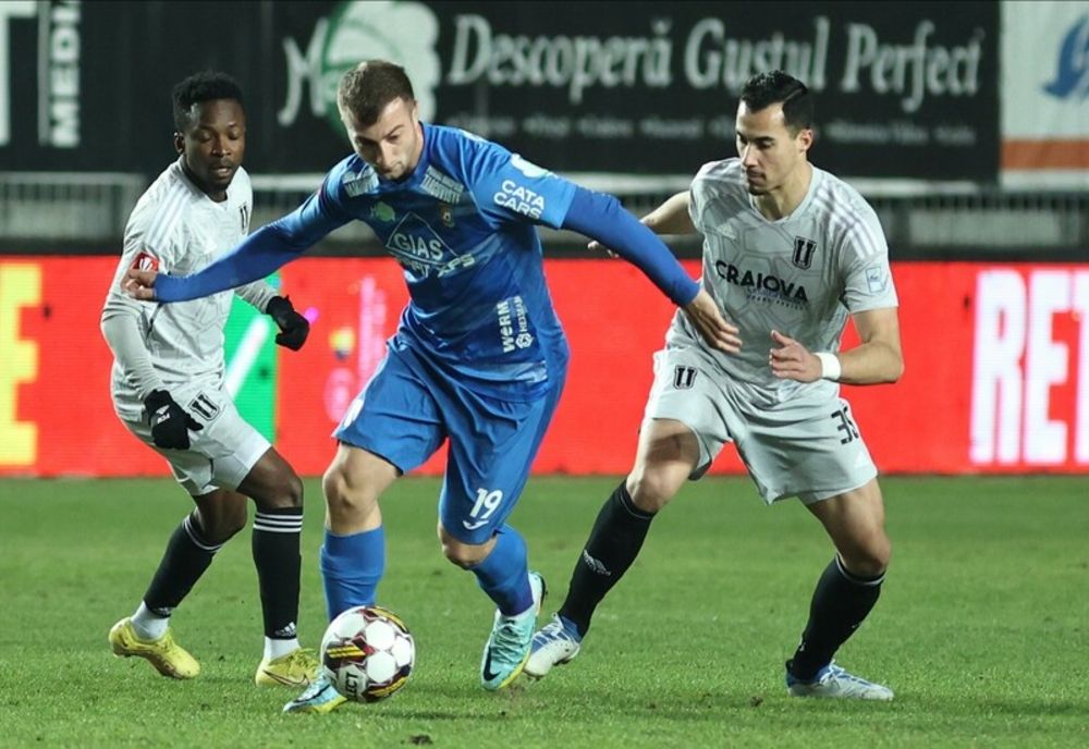 Chindia joacă azi la Mioveni 