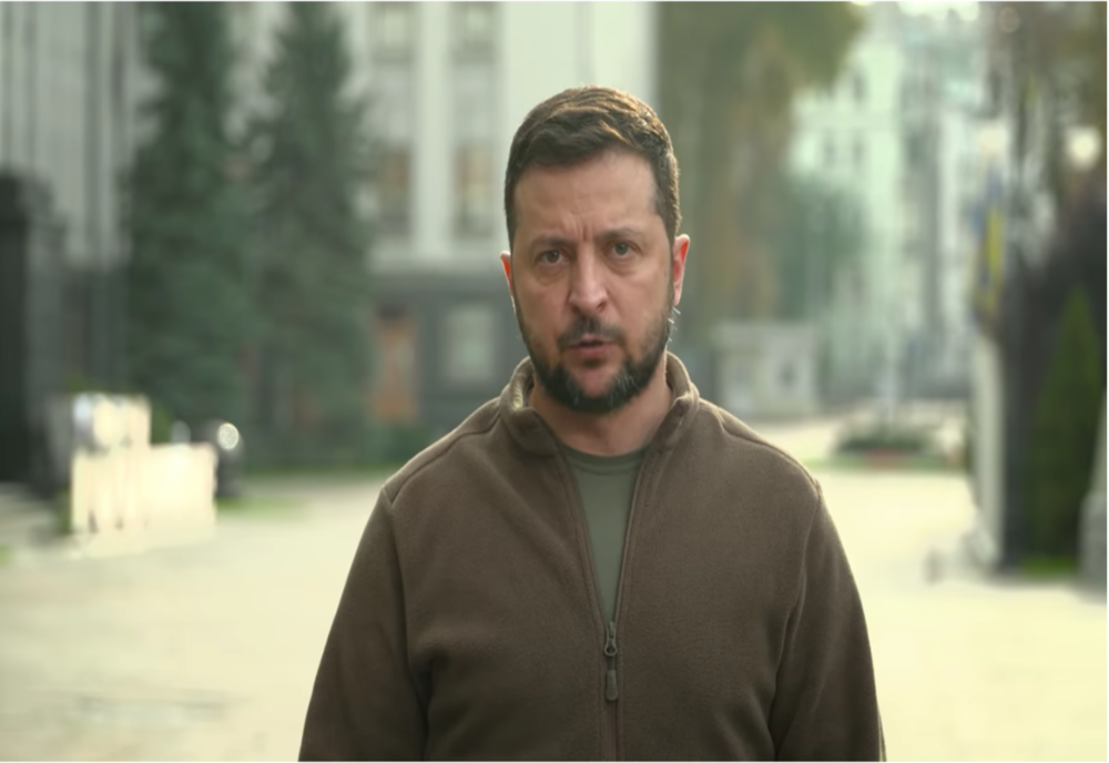 Explozii în Crimeea. Trafic blocat și curentul electric întrerupt pe Podul Crimeea