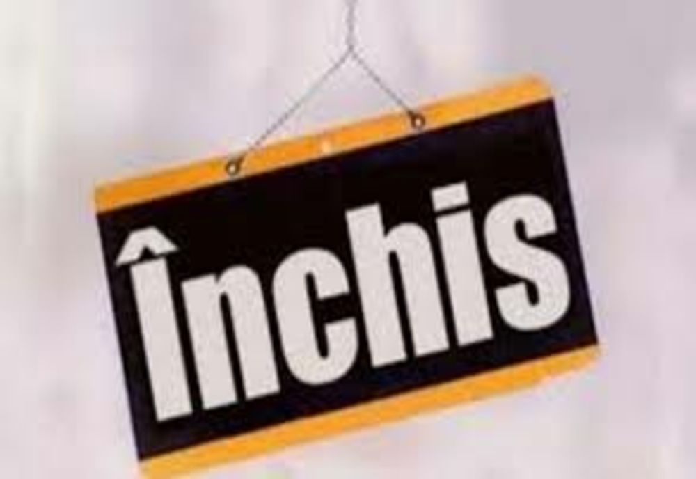 Programul magazinelor, băncilor și instituțiilor în minivacanța de Sfânta Maria