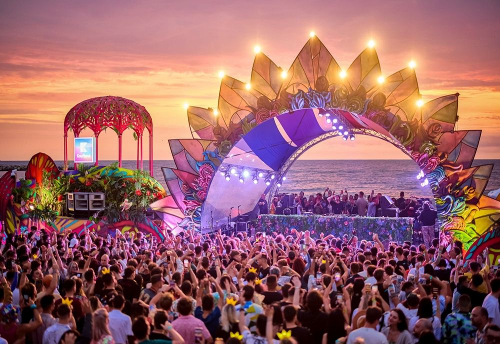 Începe NEVERSEA 2024 - Totul despre artiști, program, bilete și reguli