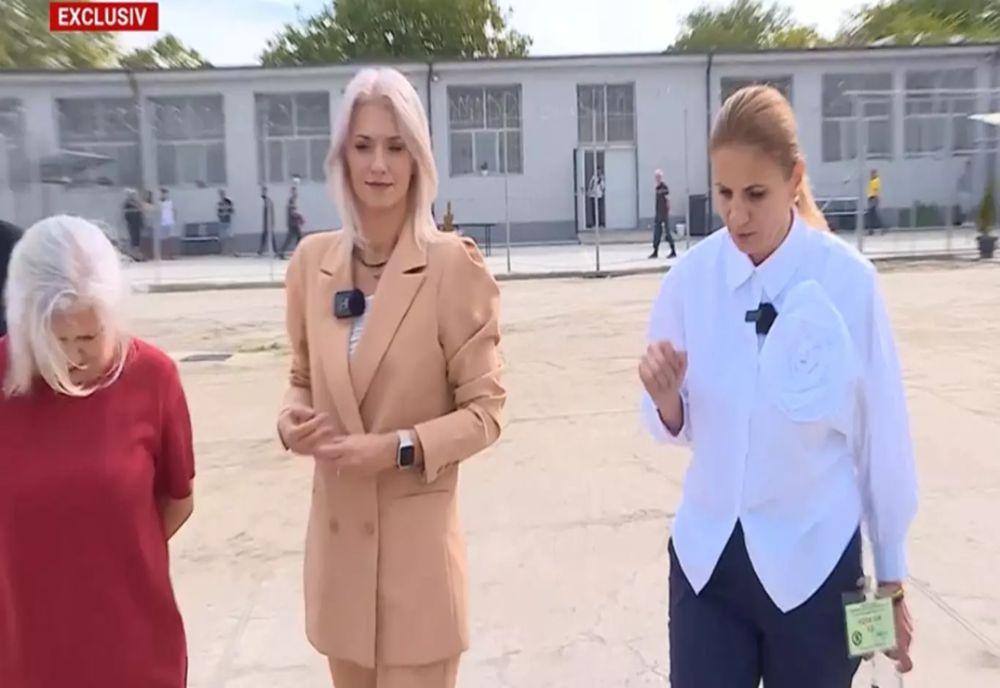 ANCA ALEXANDRESCU, ALĂTURI DE MINISTRUL JUSTIȚIEI, ALINA GORGHIU, REPORTAJ MANIFEST DIN PENITENCIAR
