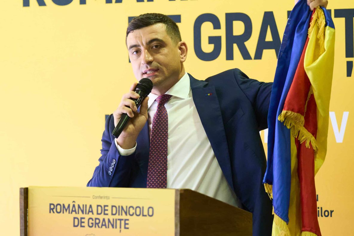 GEORGE SIMION: "NU VOI ACCEPTA CA POPORUL MEU SĂ FIE UMILIT DE NIȘTE SLUGI.”