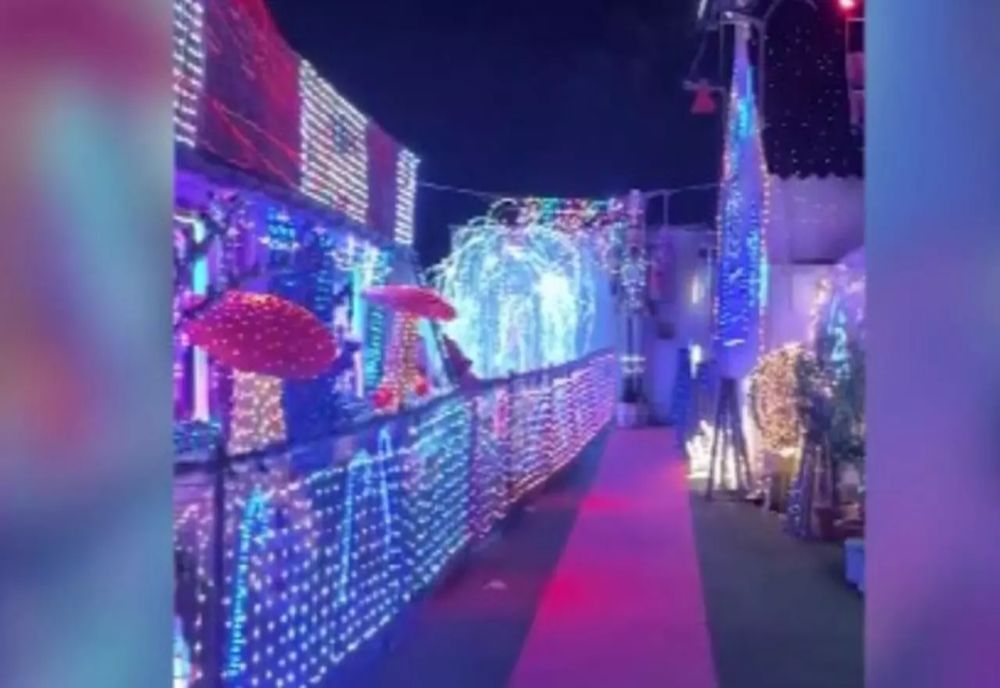 Casa cu 250.000 de luminițe, atracție națională în Belgia