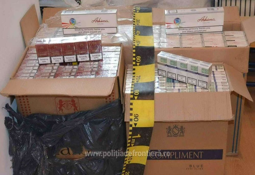 Trei români prinși pe Otopeni cu aproape 9.000 de pachete de țigări nedeclarate, aduse din Emiratele Arabe Unite