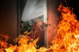 Incendiu violent în comuna Crevedia
