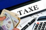 Cozi interminabile la taxe și impozite: românii se înghesuie pentru a beneficia de reducerea de 10%