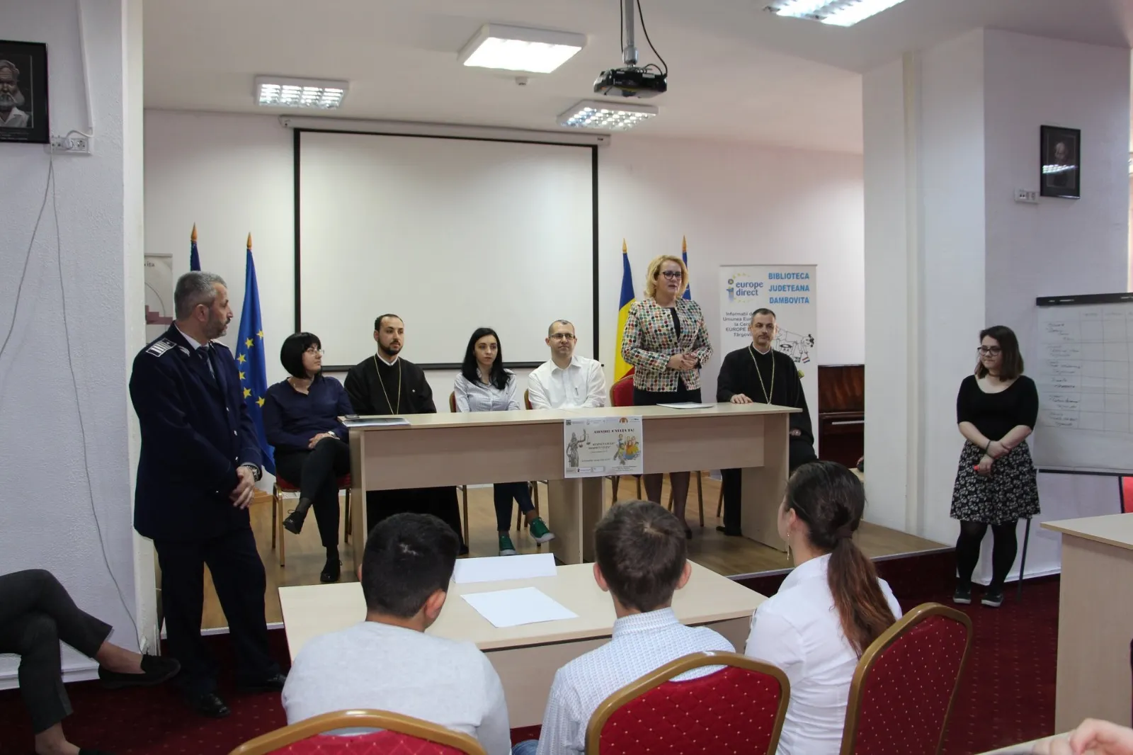 concurs biblioteca