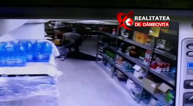 WhatsApp Video 2019-05-21 at 08.56.11 (2).00_00_43_18.Still001