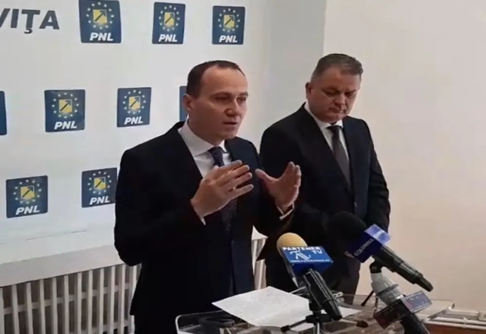 Președintele PNL Târgoviște, autoizolat la domiciliu, după ce a intrat în contact cu persoane supecte de infecție cu coronavirus