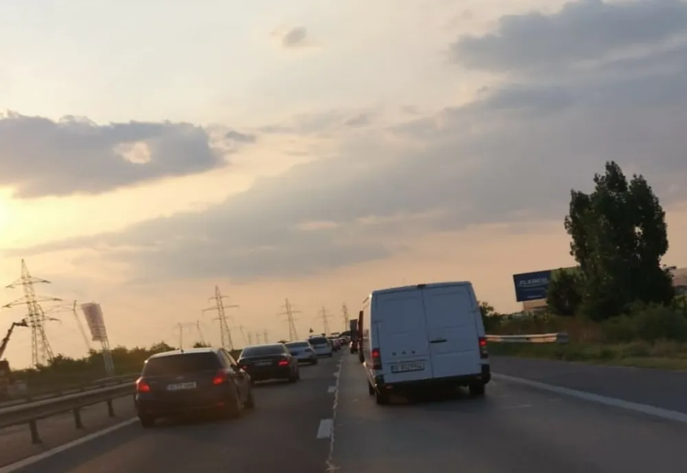 Dâmbovița. Trafic oprit pe A1 București-Pitești, din cauza unui accident