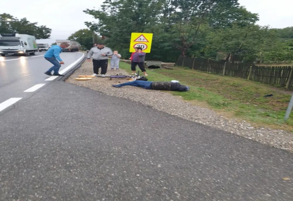 Accident în județul Dâmbovița. Biciclist lovit de un ansamblu de vehicule