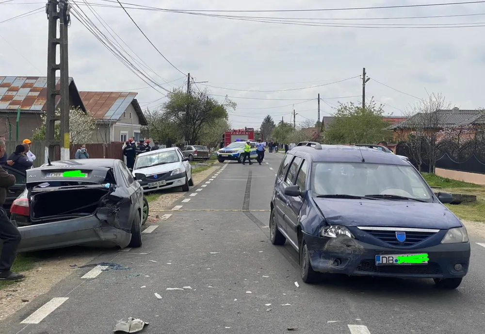 Accident rutier pe DJ 401 A, în Dâmbovița. Două persoane au fost rănite