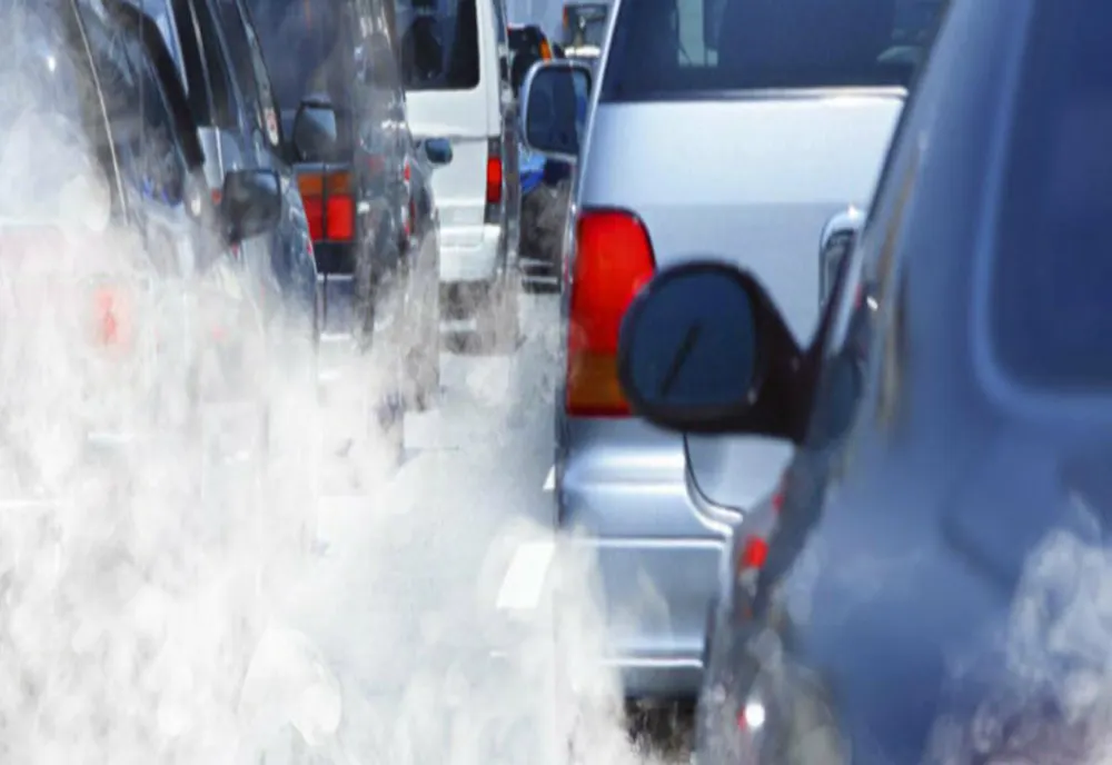 Vânzarea de mașini pe benzină și motorină, interzisă din 2035 