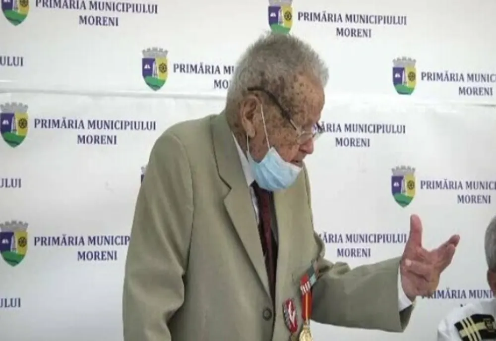Aniversare în Dâmbovița. Un veteran de război a împlinit 100 de ani