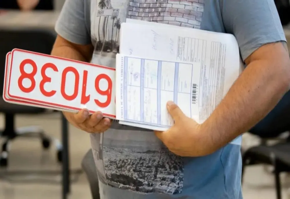 Procedură simplificată- Înmatricularea vehiculelor se face pe loc, în sistem „online”, în Dâmbovița, în perioada iunie-iulie 2022