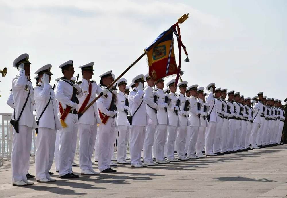 ZIUA MARINEI ROMÂNE, MARCATĂ ÎN ȘASE ORAȘE. BOLOJAN VINE LA CONSTANȚA, NICUȘOR DAN, CEL MAI PROBABIL ÎN CONCEDIU