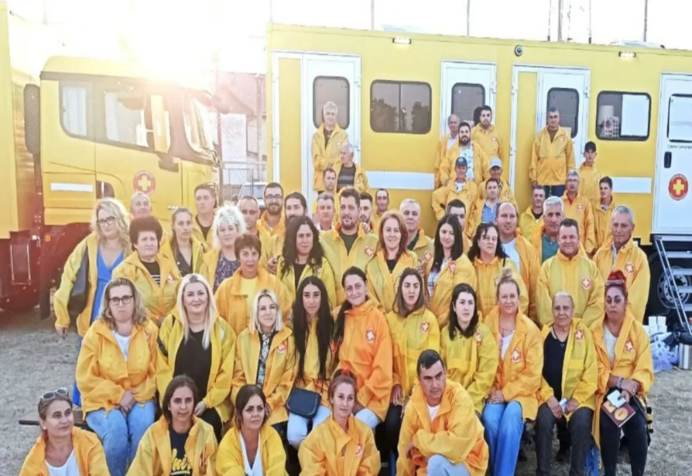 Caravana medicală „România Suverană” vindecă țara: a ajuns în localitatea Baia de Arieș din județul Alba