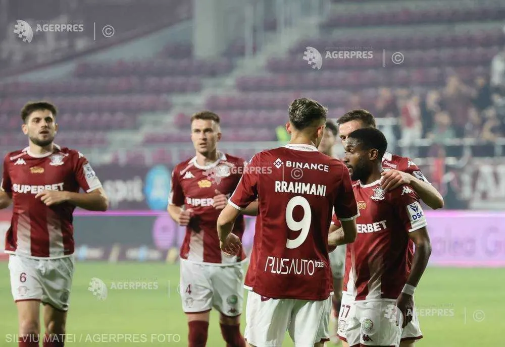RAPID RĂMÂNE SINGURA ECHIPĂ FĂRĂ VICTORIE DIN SUPERLIGĂ, DUPĂ 1-1 CU GLORIA BUZĂU