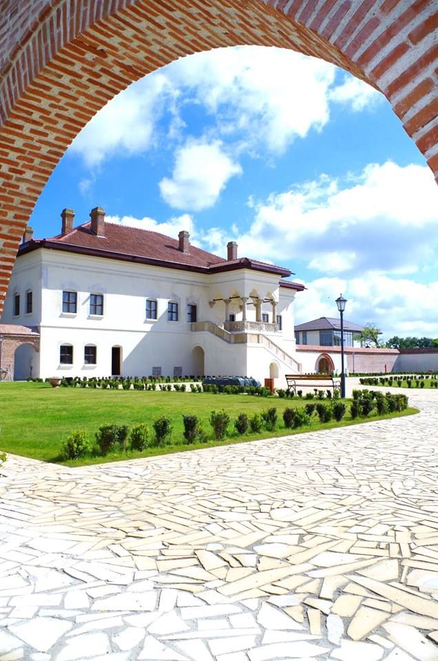 Ansamblul Brâncovenesc de la Potlogi (3) - Copy