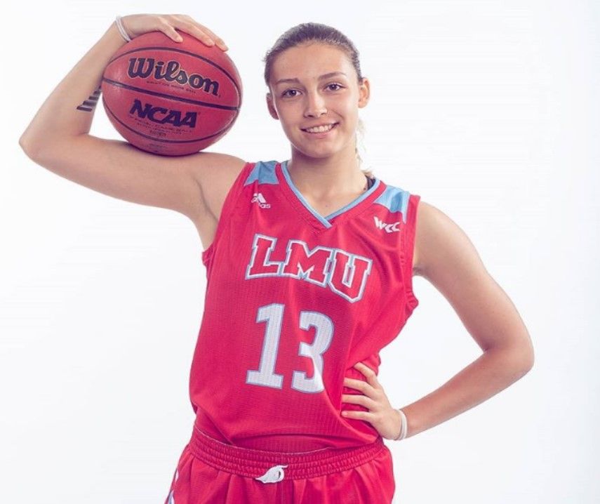 laura vaida instagram