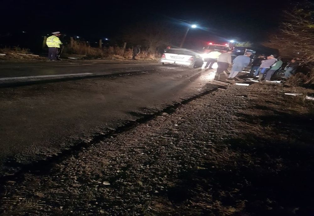 Coliziune între un autoturism și o căruță, pe un drum județean din Dâmbovița