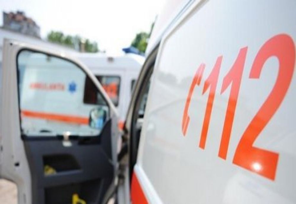 Trei persoane rănite în urma unei coliziuni auto, la Corbii Mari