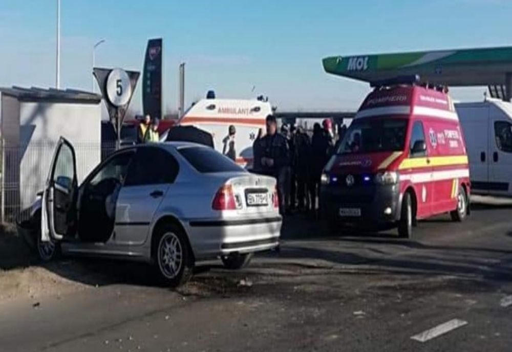 Accident cu trei răniți la Corbii Mari, la granița județelor Dâmbovița și Giurgiu