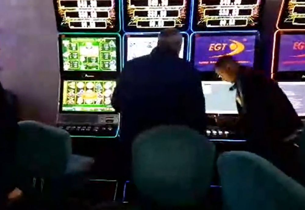 Amenzi usturătoare pentru trei deținători de săli de jocuri de noroc, din Dâmbovița