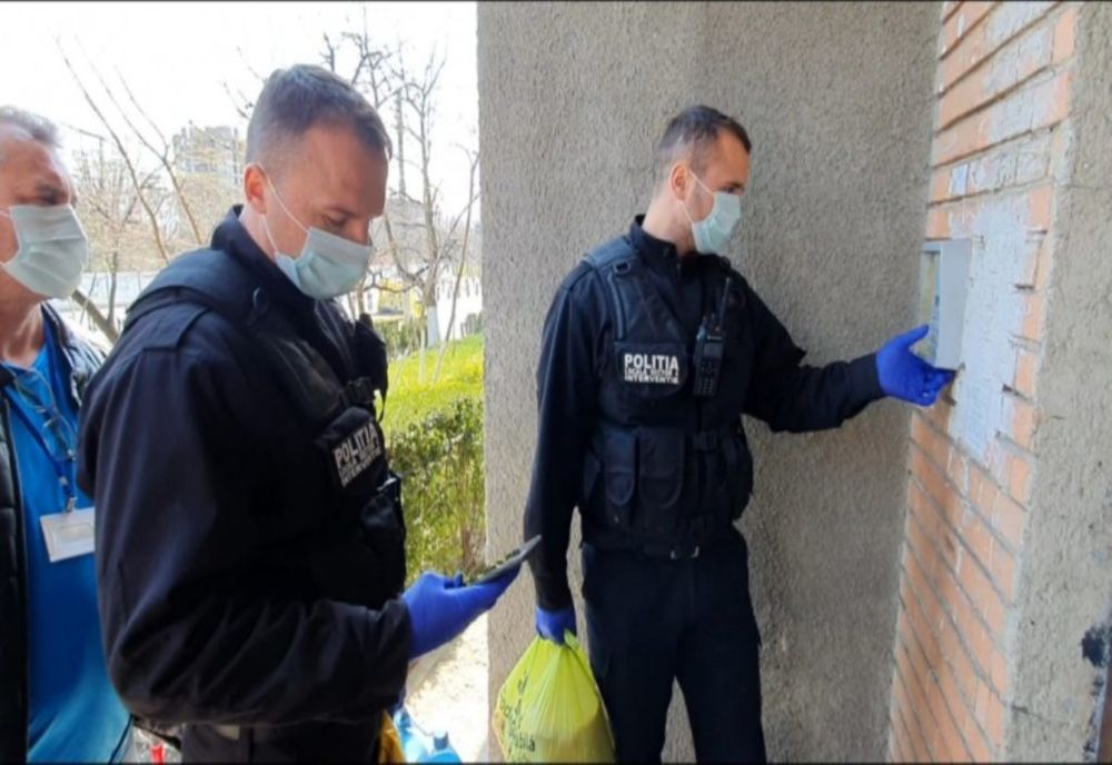 Amendă de 6000 de lei pentru doi dâmbovițeni, ce nu au respectat măsura izolării la domiciliu