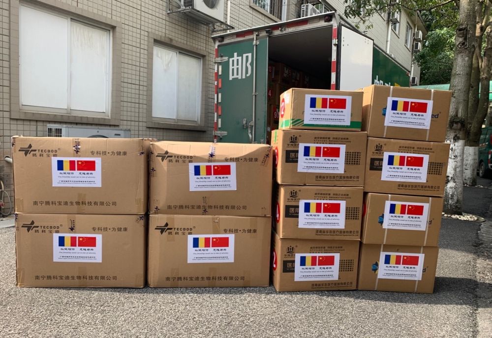 Foto| Ajutor umanitar, medical, din China, pentru CJ Dâmbovița