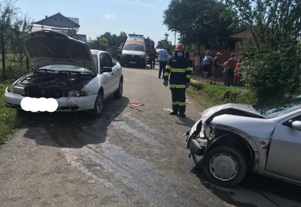 Două persoane au fost rănite în urma unei coliziuni auto produse la Dragodana