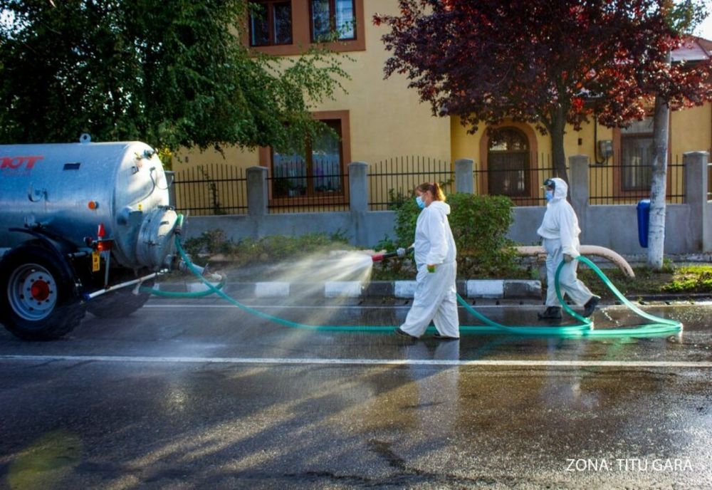 La Titu, s-a reluat dezinfectarea străzilor