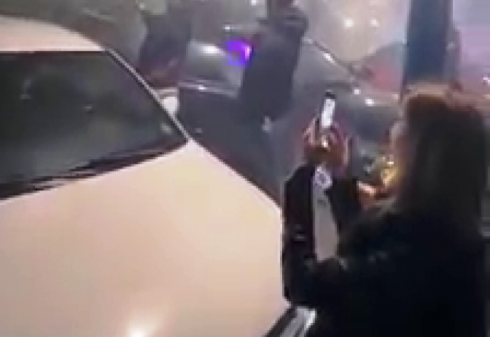 Amendă pentru participanții și organizatorul unei petreceri într-un service auto, în Dâmbovița