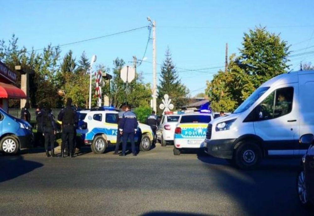 Mascații au intervenit într-o localitate din Dâmbovița pentru a aplana un scandal