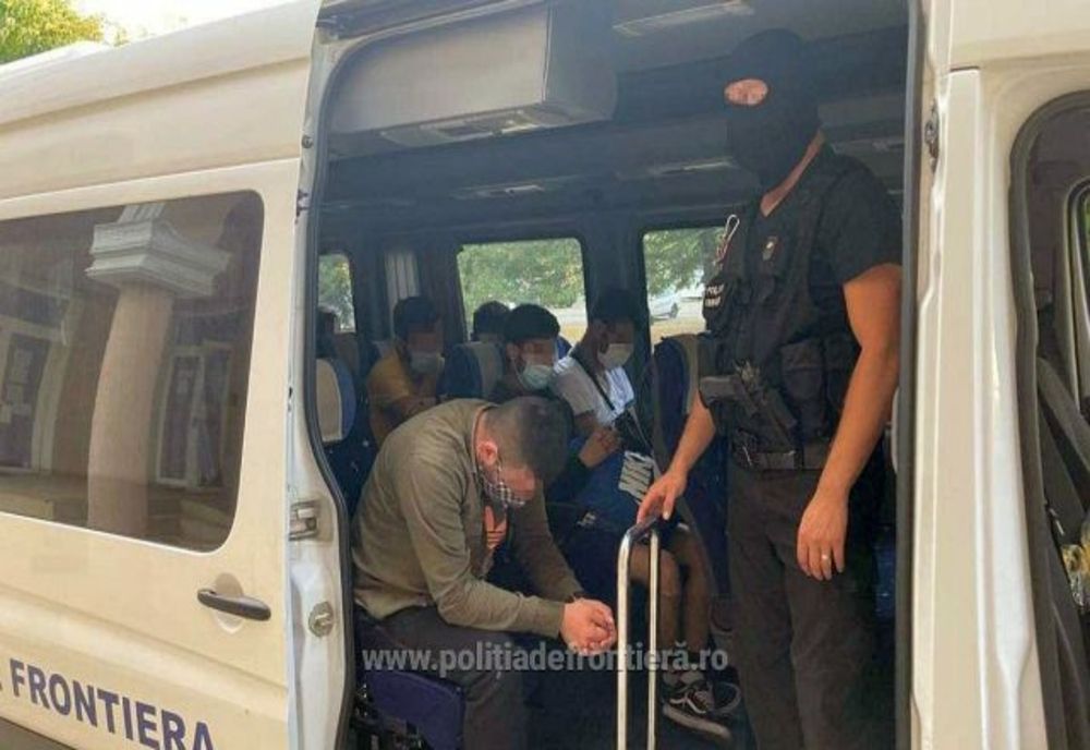 Grupare infracțională specializată în traficul de migranți destructurată la Dâmbovița