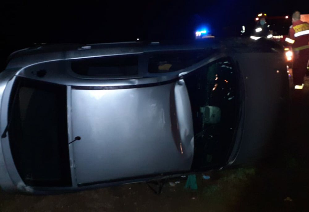Tănăr de 19 ani, din Găești, găsit mort lângă autoturismul răsturnat
