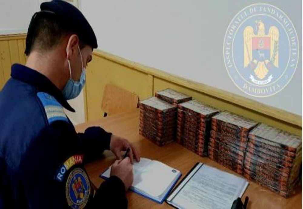 1000 de petarde, descoperite de jandarmii din Dâmbovița asupra unui tânăr