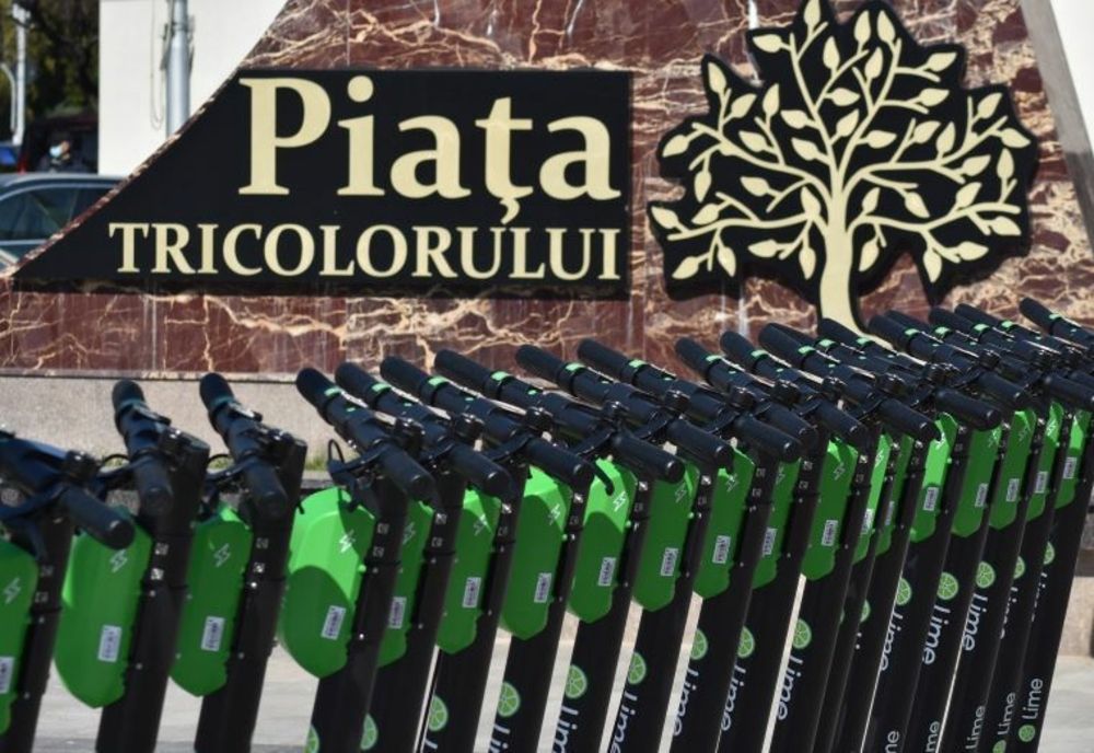 Târgoviște. 220 de trotinete electrice pot fi închiriate pentru plimbare și agrement