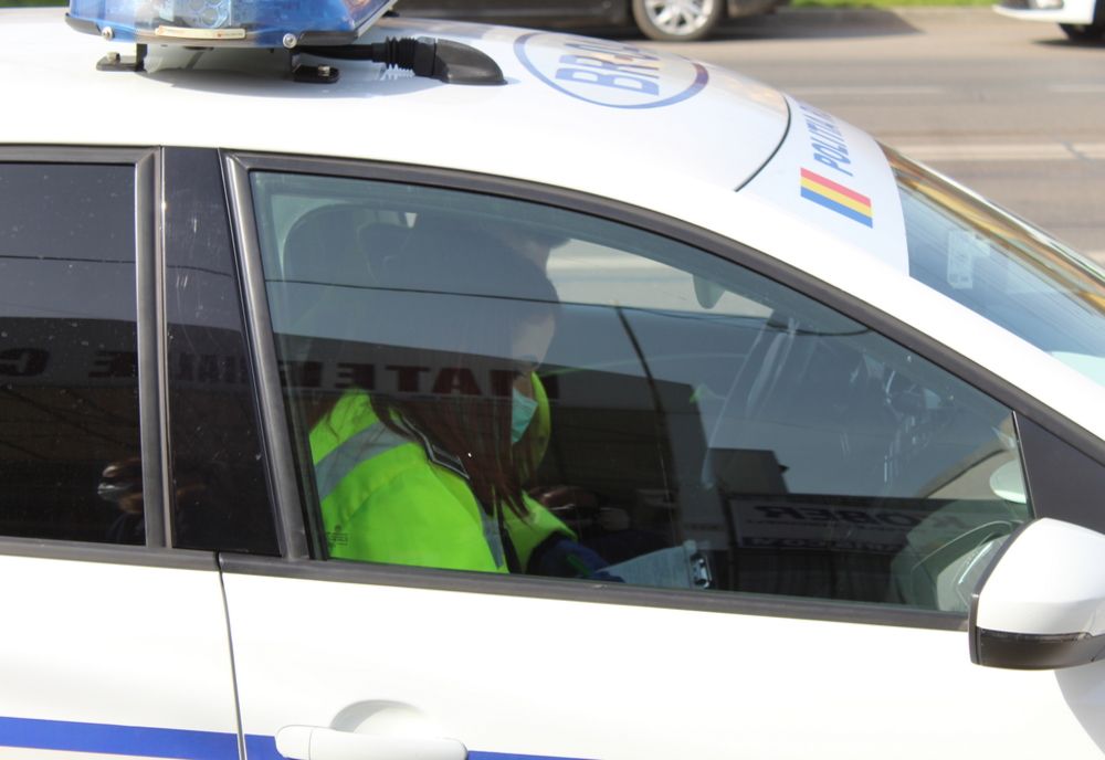 Patru petreceri private, oprite de polițiști, în Dâmbovița