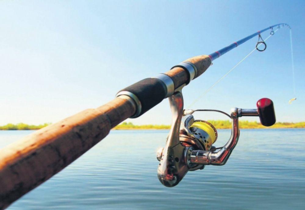 Dâmbovița: Un tânăr s-a electrocutat în timp ce pescuia