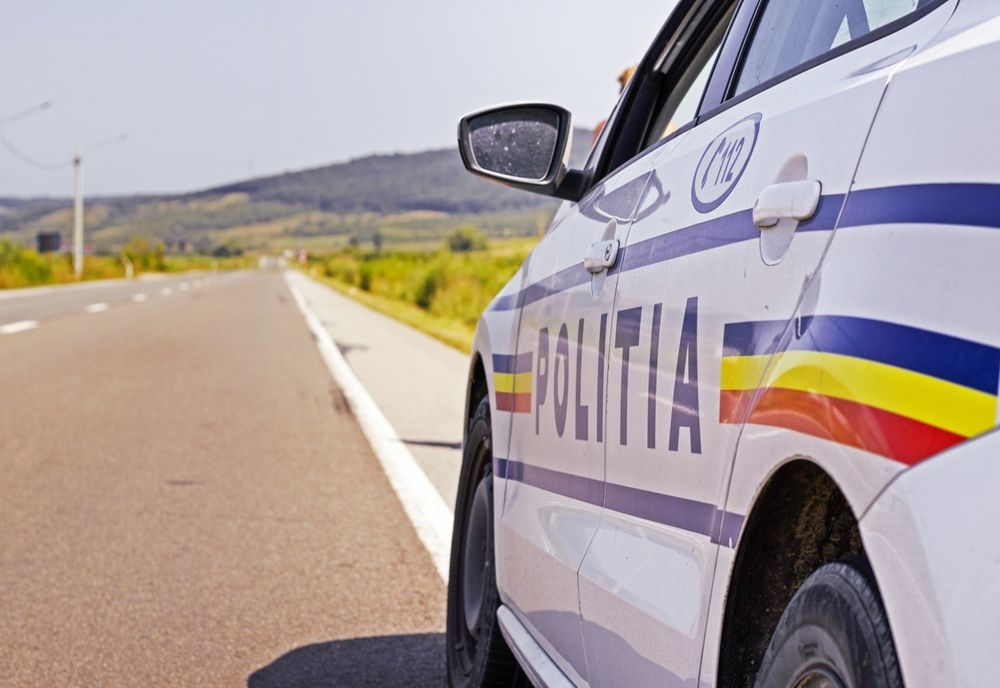 Dosar penal pentru un minor din Dâmbovița fără permis de conducere prins la volanul unei autoutilitare