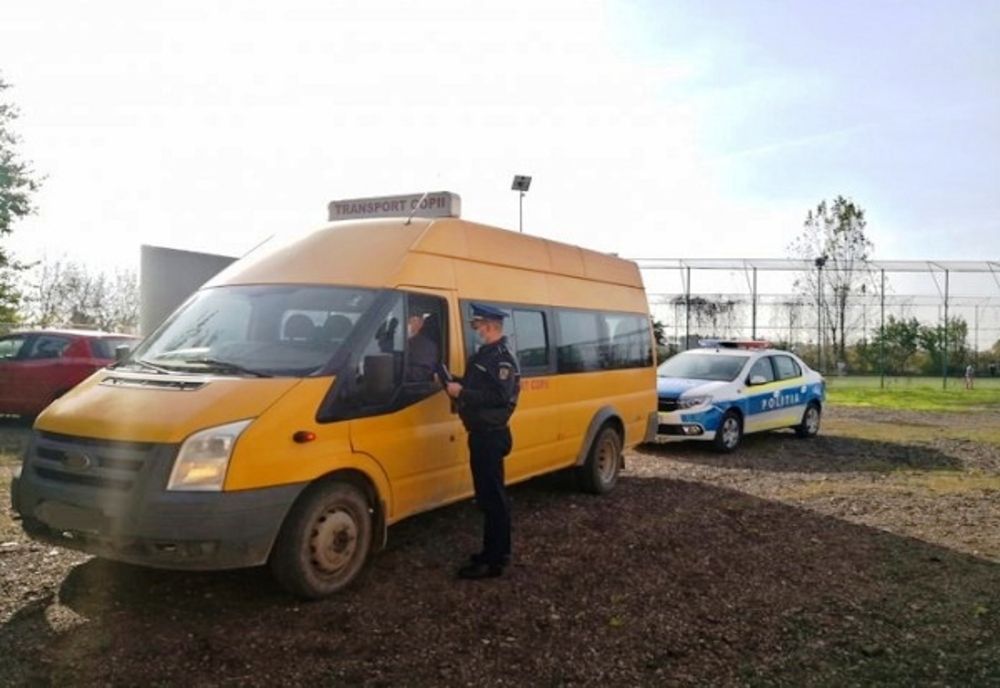 Dâmbovița: Microbuzele școlare, la control! S-au aplicat amenzi record