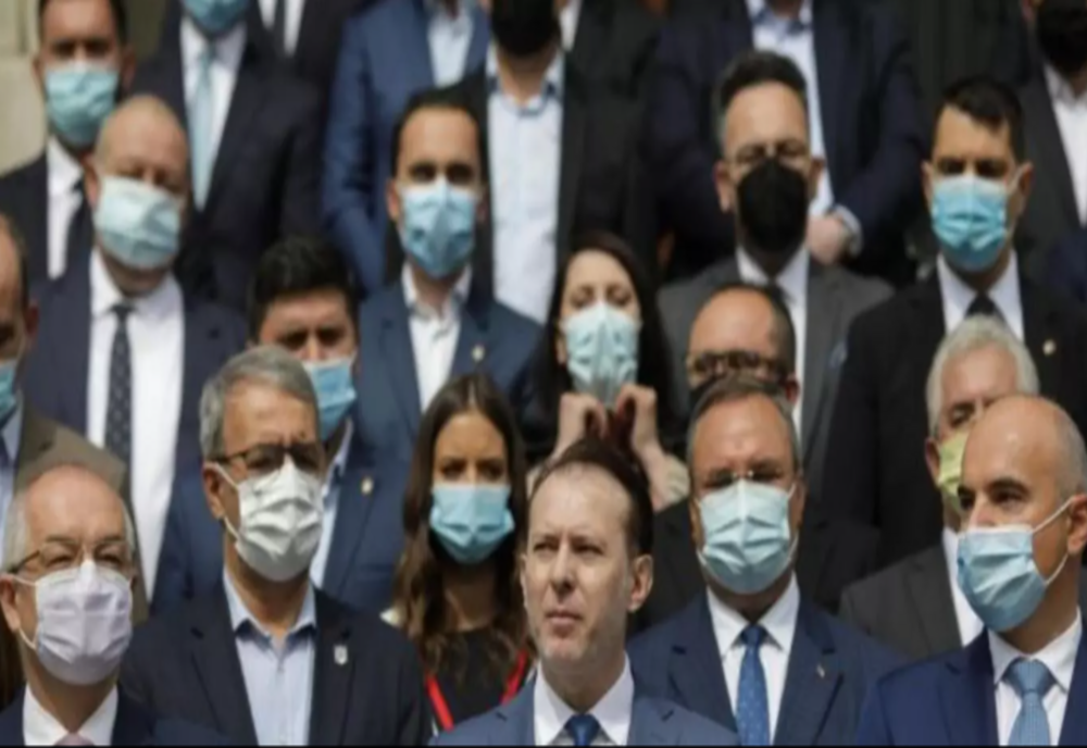 CULISELE STATULUI PARALEL. Cine sunt membrii echipei câștigătoare a lui Cîțu