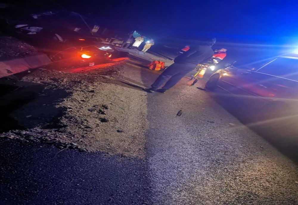 Cojasca: Beat și fără permis s-a urcat la volan. A izbit un stâlp și a ajuns la spital