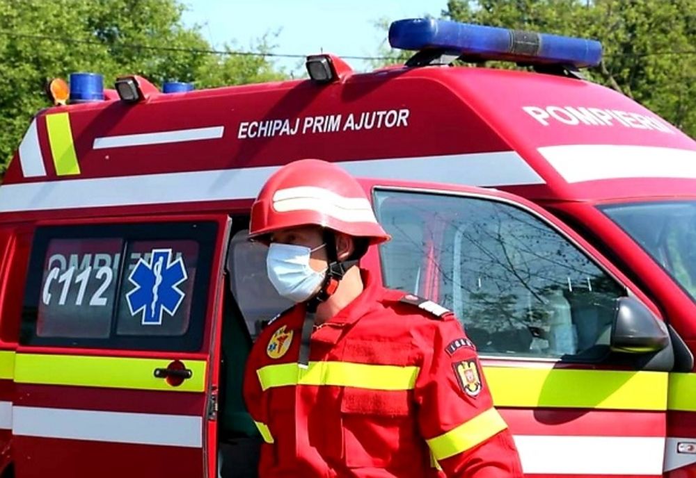 Accident violent la Perșinari! Două persoane au fost rănite