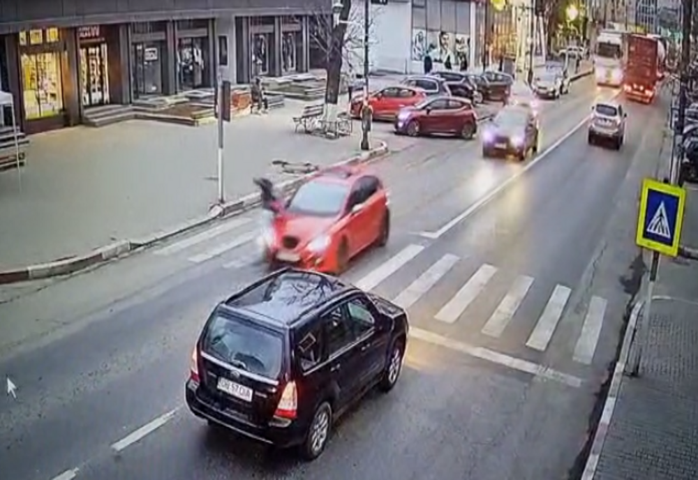 Dâmboviţa. O fetiță a fost accidentată pe trecerea de pietoni din centrul Găeştiului